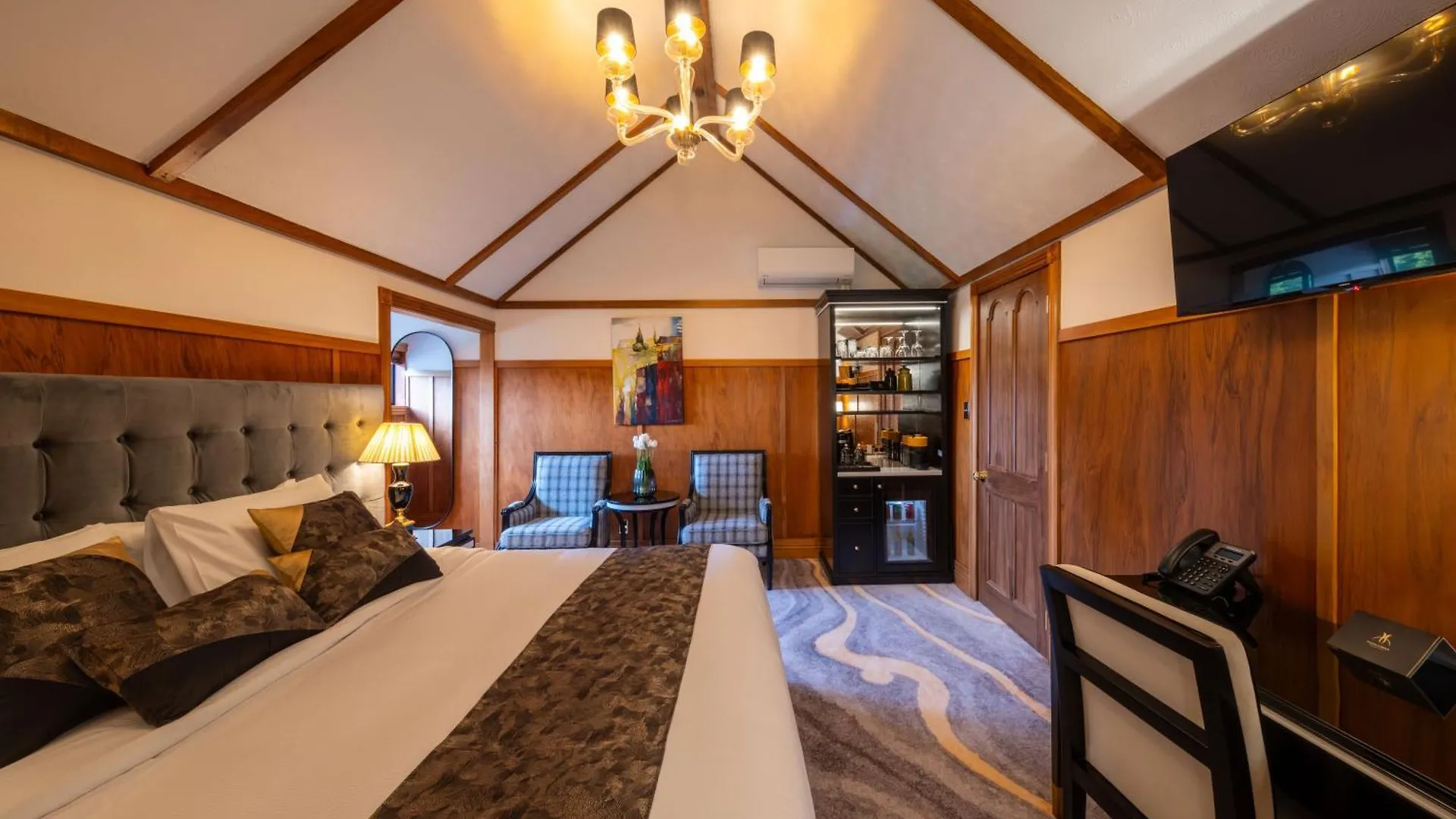 ***** מלון רוטורואה Hana Lodge ניו זילנד